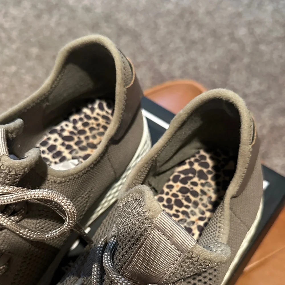 Stylish Women's Athletic Shoes - Taupe - Picture 6 of 9
